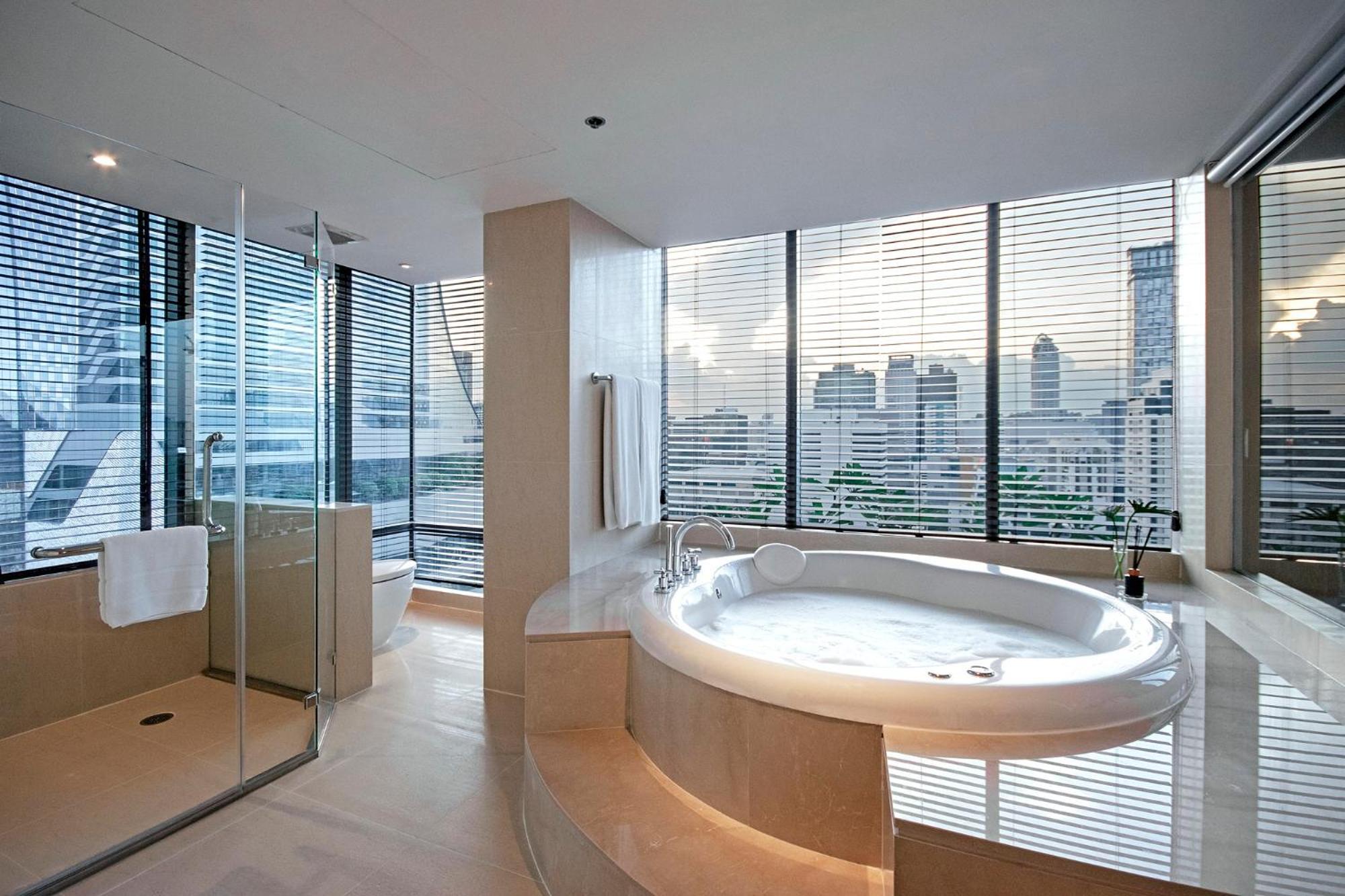 Chaba Honeymoon Suite with a Jacuzzi